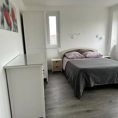 Lägenhet 3 Pieces 75 M2 Pres Arret Tram
